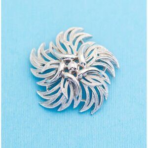 Vintage Silver Vortex Flower Brooch by Monet - N4